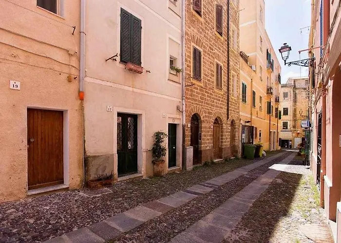 Grand Suite Gioberti Elegante Nel Cuore Di Alghero